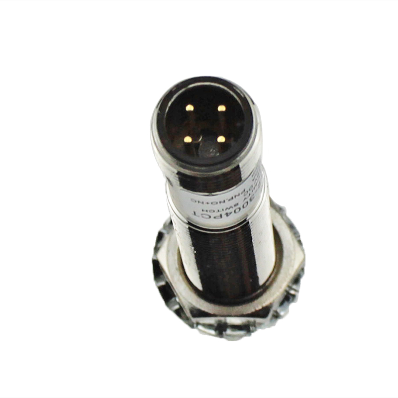 Micro proximity sensor pluy type M12 sensor connector 