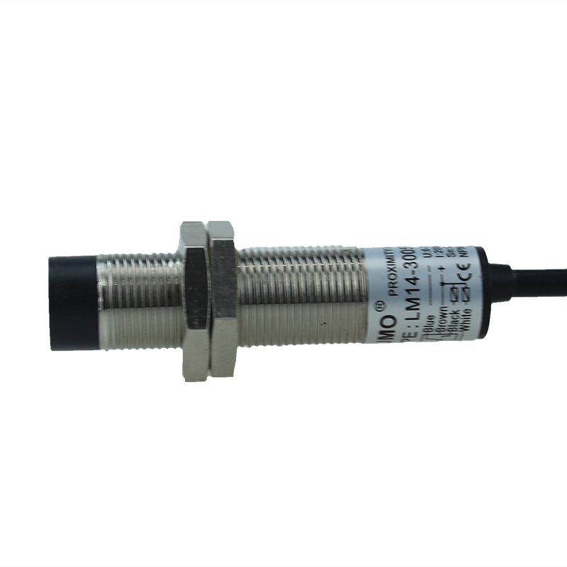 Output 3 wires proximity sensor with LED cyliner proximity switch 